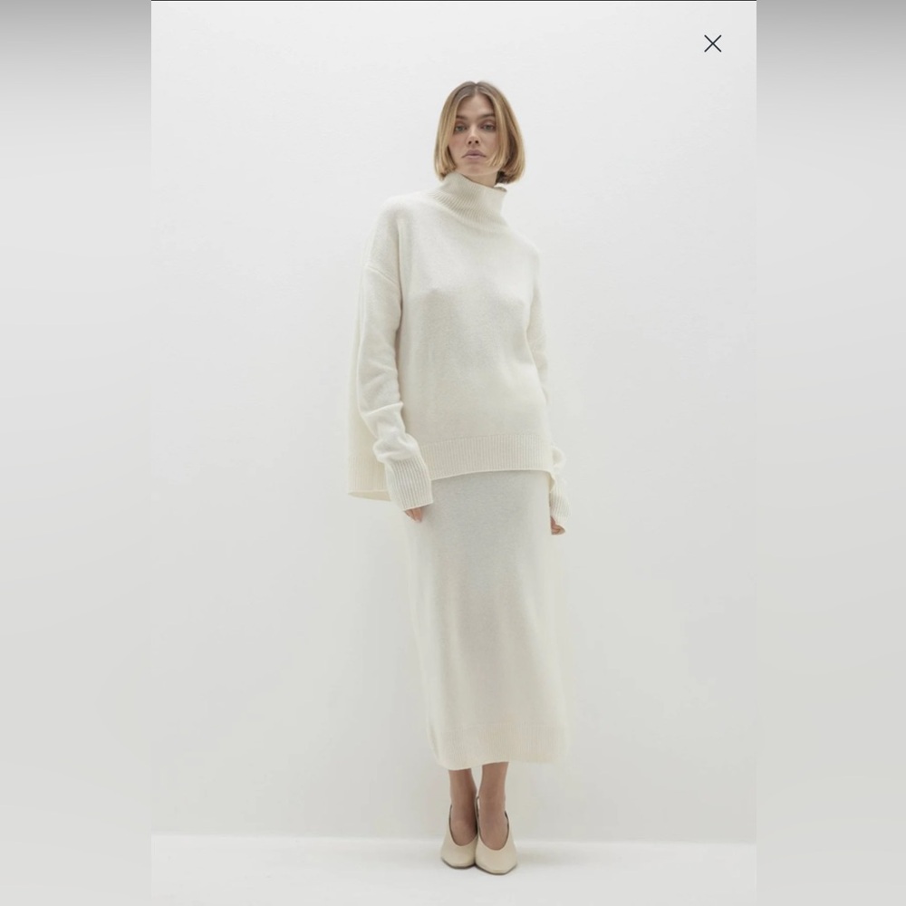 Naked Cashmere - NWT - JOSLYN TURTLENECK CASHMERE SWEATER